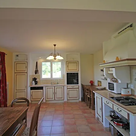 Villa Spacious Family Villa With Pool And Views Over The Rolling Countryside *