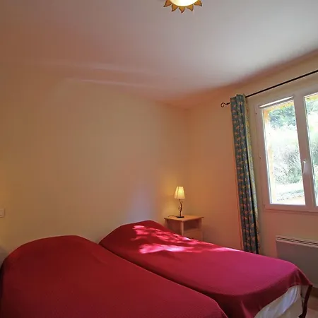 Spacious Family Villa With Pool And Views Over The Rolling Countryside *